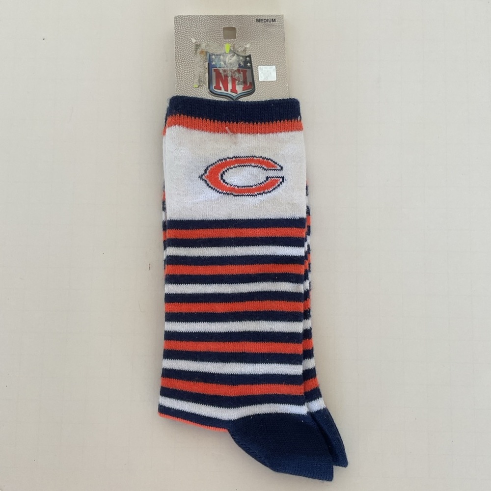 NFL Chicago Bears Unisex Socks NWT SIZE MEDIUM.